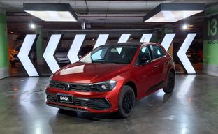 Volkswagen • Polo