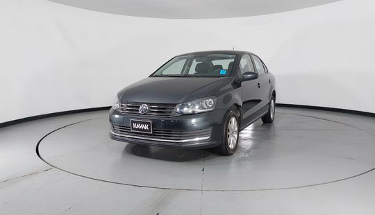 Volkswagen • Vento