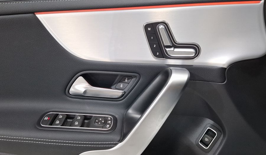 Mercedes Benz Clase Cla 1.3 CLA 200 PROGRESSIVE DCT Coupe 2023