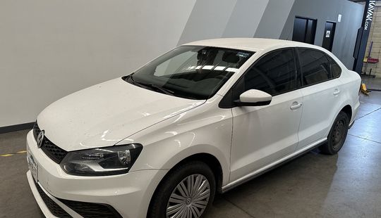 Volkswagen • Vento