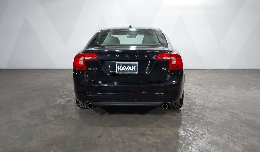 Volvo S60 2.0 ADDITION T4 AUTO Sedan 2017