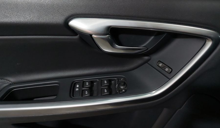 Volvo S60 2.0 ADDITION T4 AUTO Sedan 2017