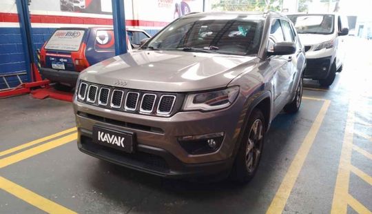 Jeep • Compass