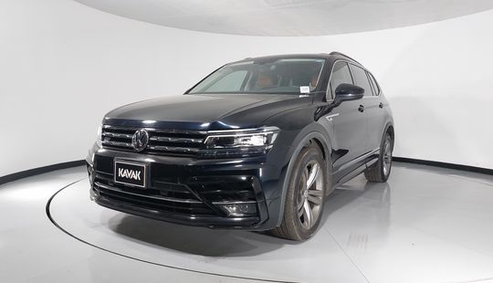 Volkswagen • Tiguan