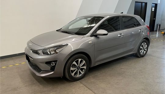 Kia • Rio