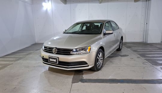 Volkswagen • Jetta