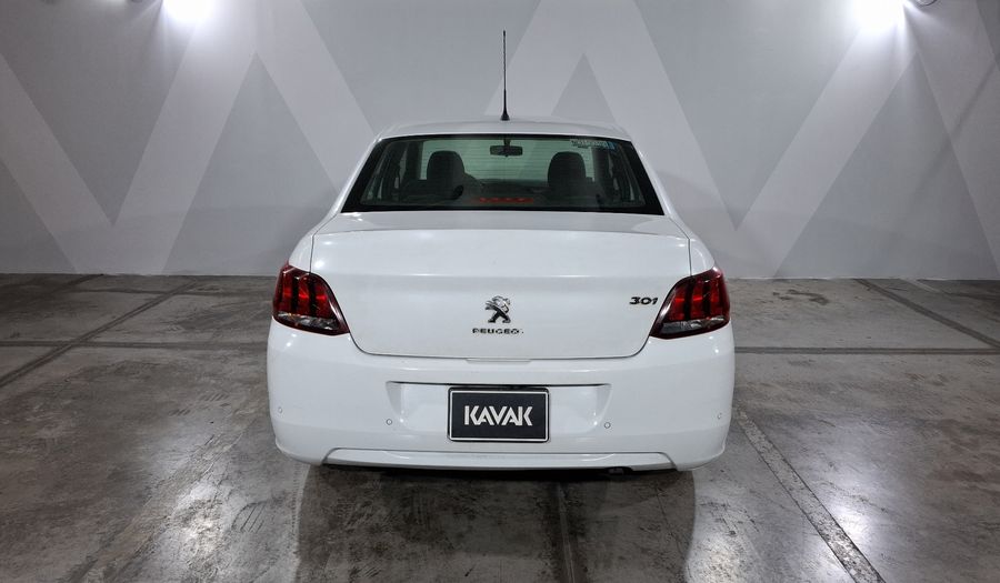 Peugeot 301 1.6 ALLURE AT 6VEL Sedan 2018