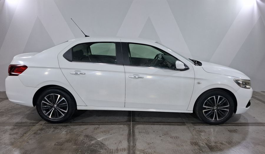 Peugeot 301 1.6 ALLURE AT 6VEL Sedan 2018