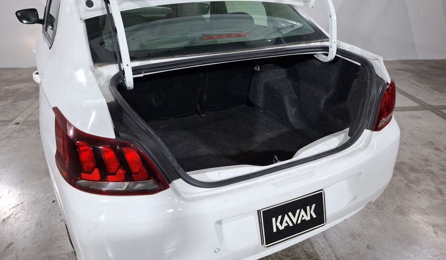 Peugeot 301 1.6 ALLURE AT 6VEL Sedan 2018