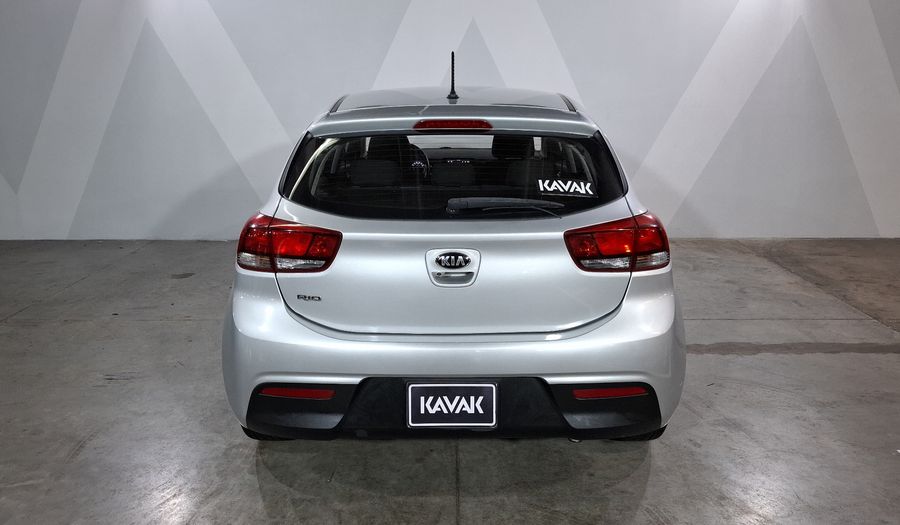 Kia Rio 1.6 LX Hatchback 2020