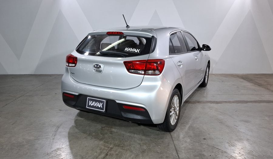 Kia Rio 1.6 LX Hatchback 2020