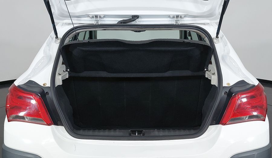 Chevrolet Onix MPFI ACTIV Hatchback 2018