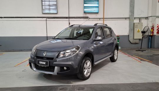 Renault • Sandero Stepway