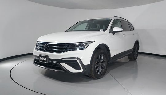 Volkswagen • Tiguan