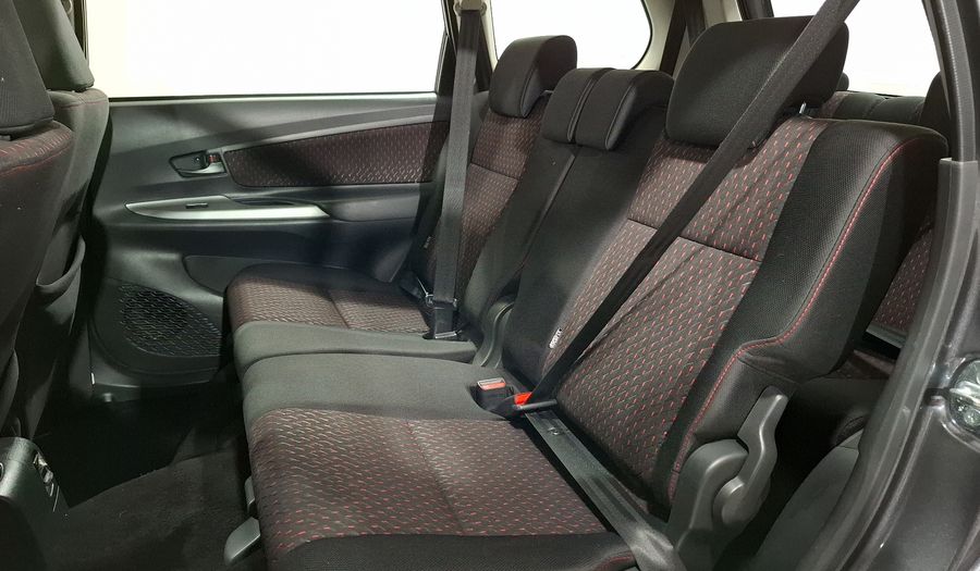 Toyota Avanza 1.5 LE AUTO Minivan 2020