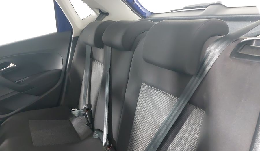 Volkswagen Polo 1.6 STARTLINE AUTO Hatchback 2021