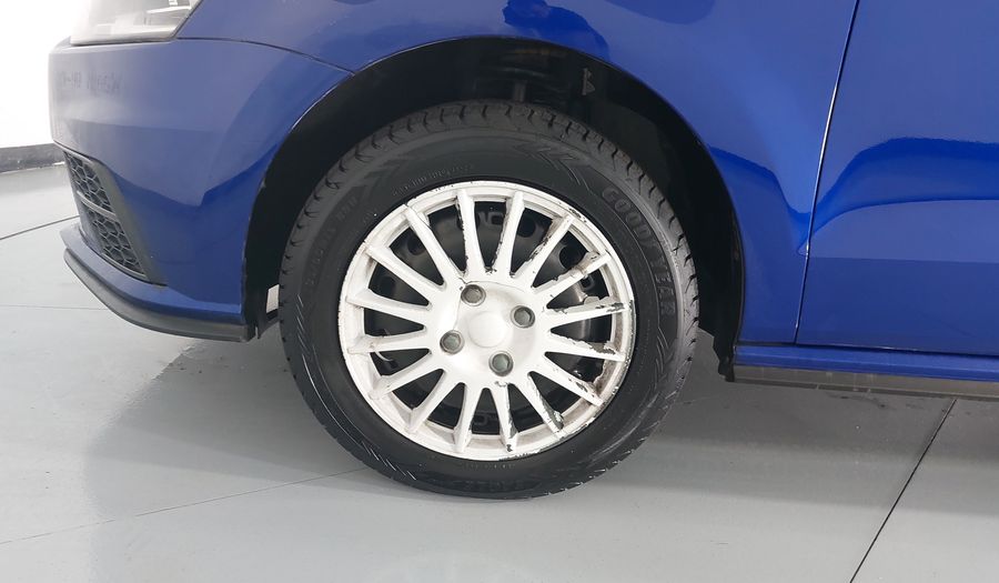 Volkswagen Polo 1.6 STARTLINE AUTO Hatchback 2021