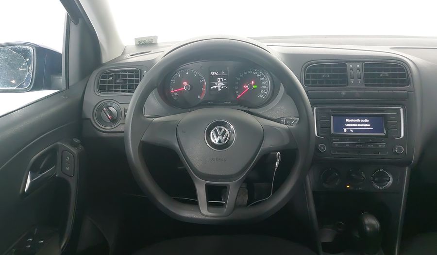 Volkswagen Polo 1.6 STARTLINE AUTO Hatchback 2021