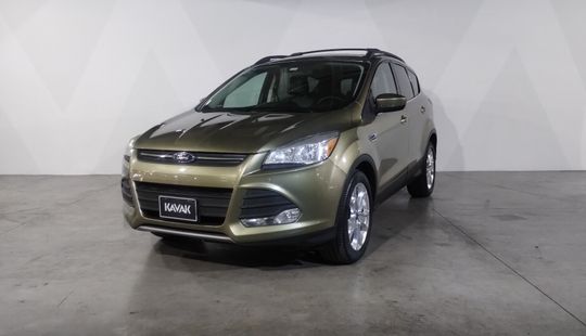 Ford • Escape