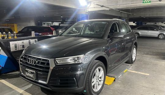 Audi • Q5