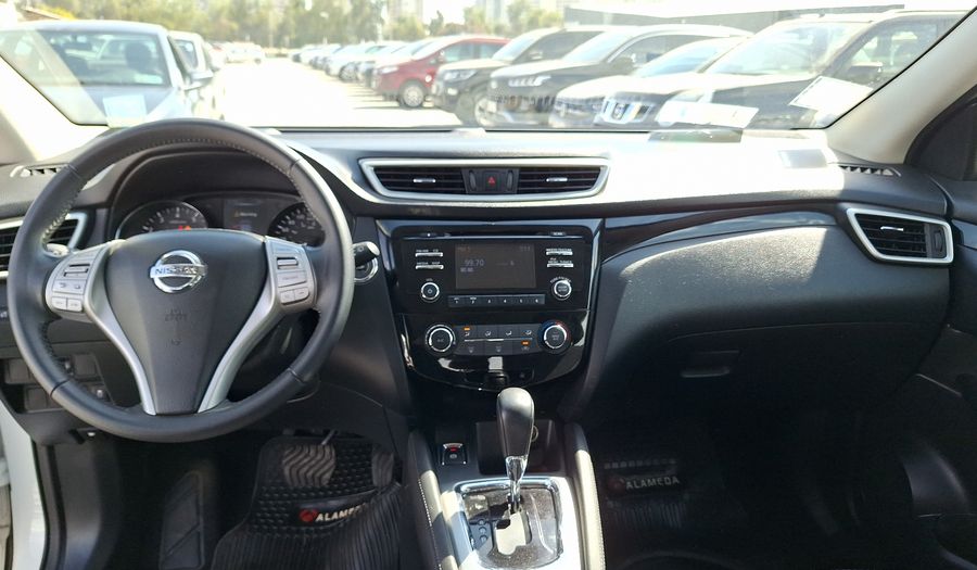 Nissan Qashqai 2.0 CVT ADVANCE Hatchback 2016