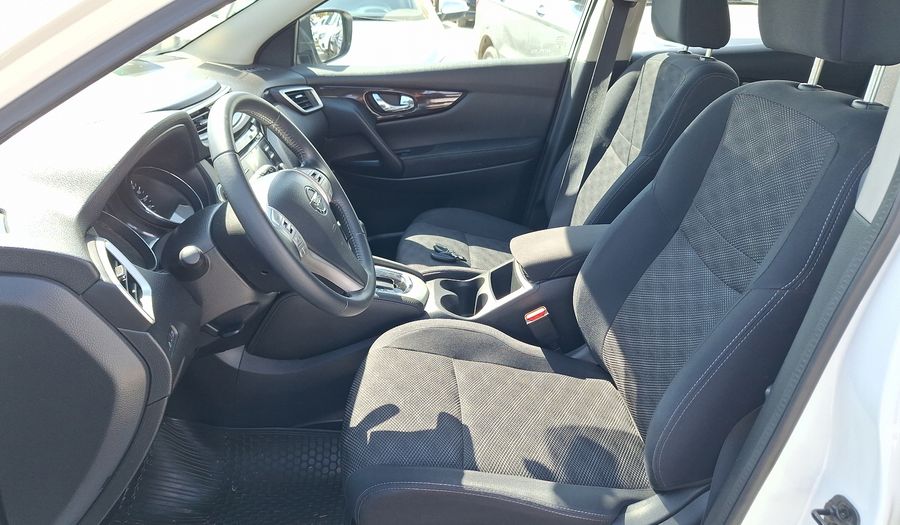 Nissan Qashqai 2.0 CVT ADVANCE Hatchback 2016