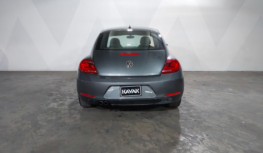 Volkswagen Beetle 2.5 MT Hatchback 2013