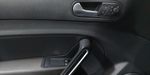 Volkswagen Beetle 2.5 MT Hatchback 2013