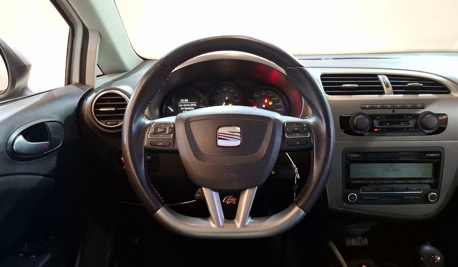 Seat Leon 2.0 TURBO FSI BI XENON ALCANTARA FR MT Hatchback 2011