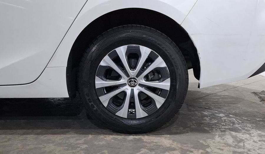 Toyota Prius 1.8 HEV BASE AUTO Hatchback 2021