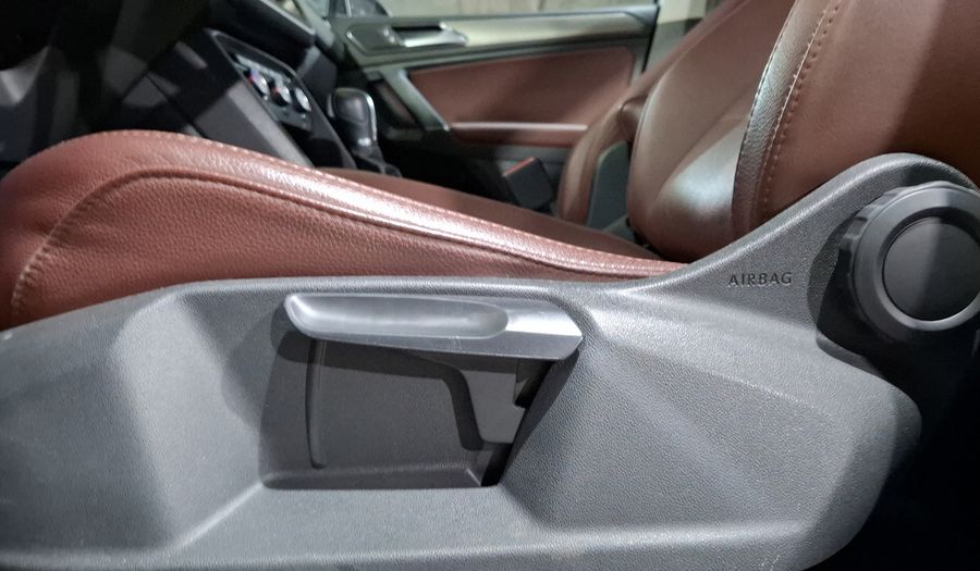 Volkswagen Tiguan 1.4 COMFORTLINE PIEL DCT Suv 2018