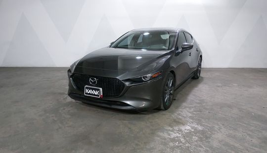 Mazda • Mazda 3