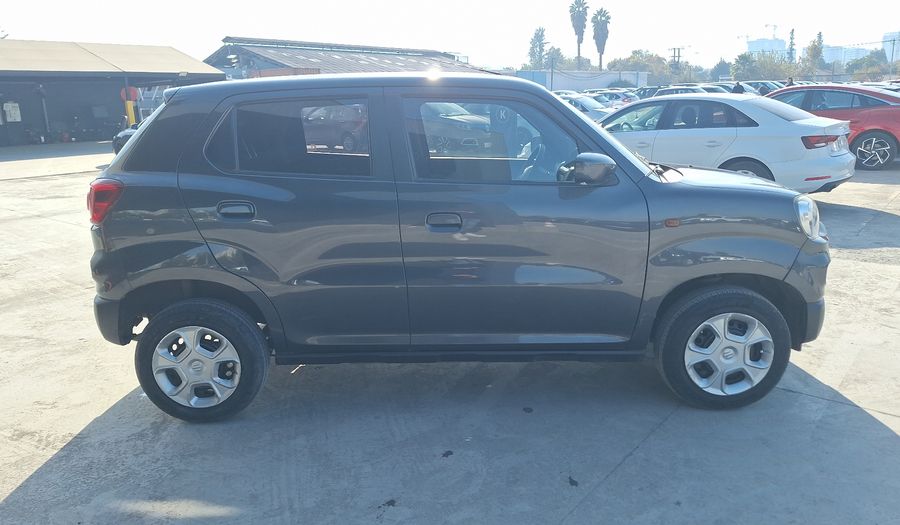 Suzuki S-presso 1.0 GLX Hatchback 2020