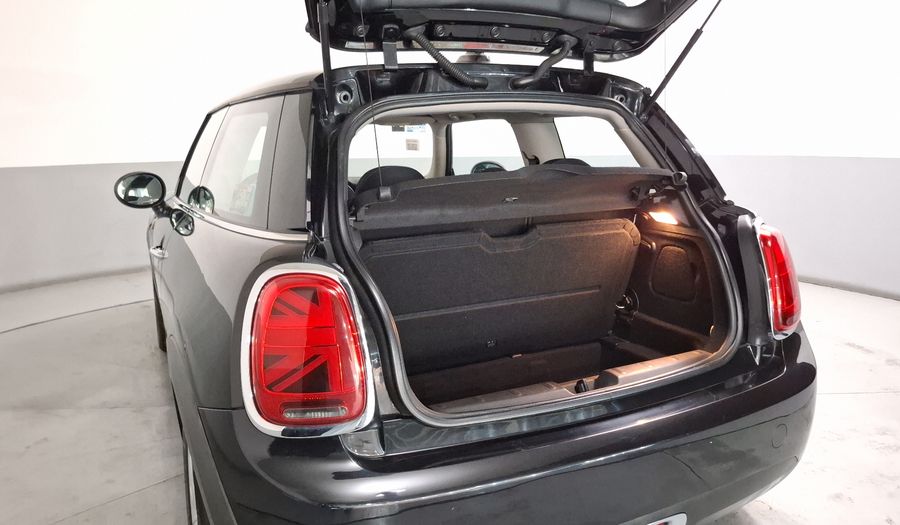 Mini Cooper 1.5 COOPER CHILI AT Hatchback 2016