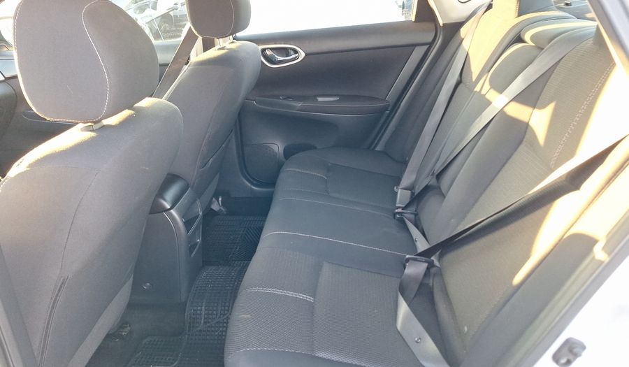 Nissan Sentra 1.8 ADVANCE Sedan 2017
