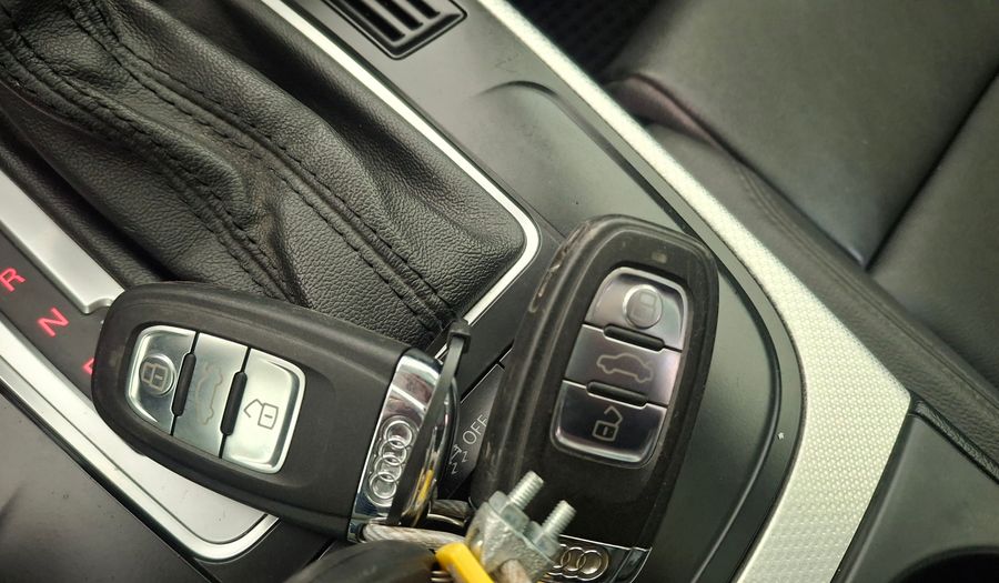 Audi A5 2.0 TFSI S TRONIC QUATTRO Coupe 2012