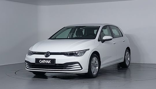 Volkswagen • Golf