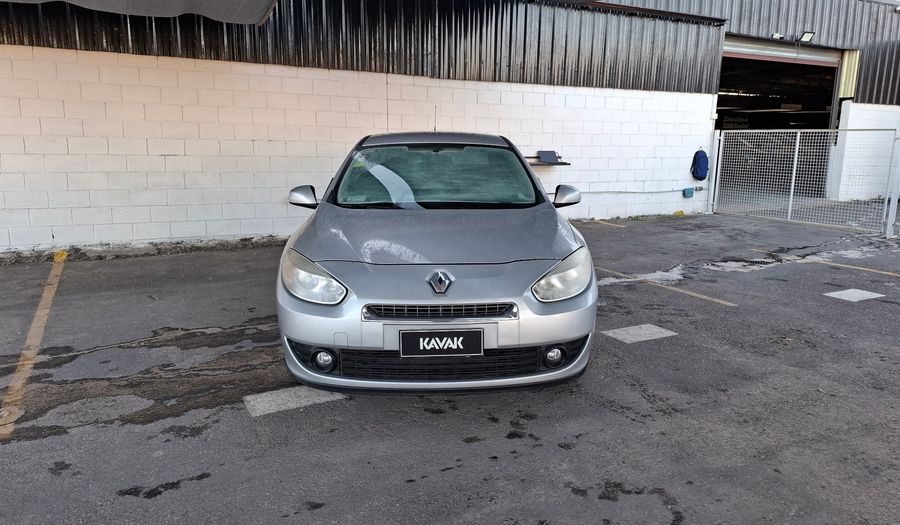 Renault Fluence 2.0 DYNAMIQUE Sedan 2013