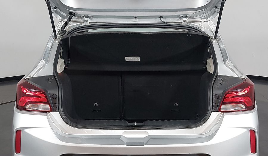 Chevrolet Onix LT Hatchback 2023