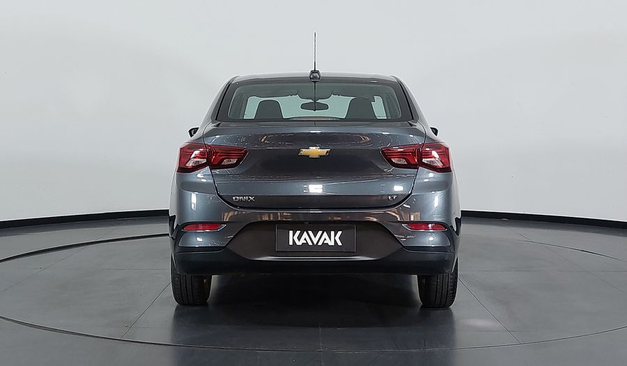 Chevrolet Onix SEDAN LT MANUAL Sedan 2024