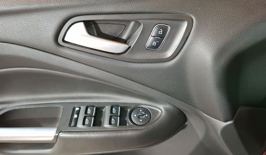 Ford Escape 2.5 TREND AT Suv 2017
