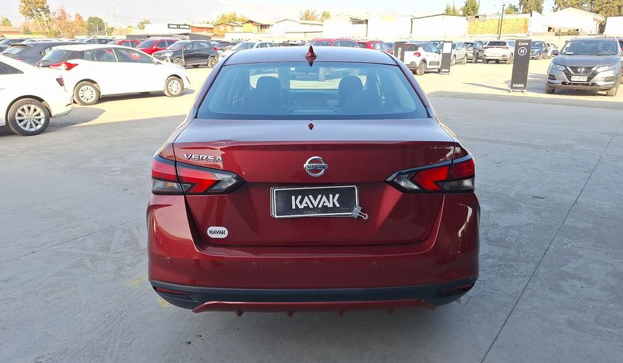 Nissan Versa 1.6 EXCLUSIVE CVT Sedan 2021