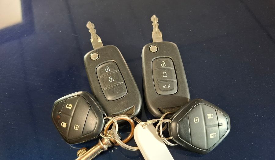 Renault Sandero 1.6 LIFE Hatchback 2020