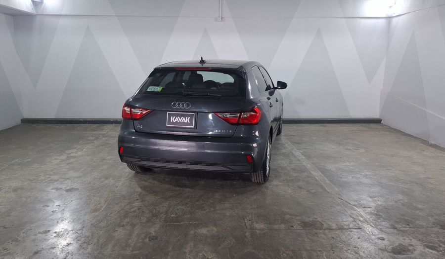 Audi A1 1.0 SB 30 TFSI URBAN DCT Hatchback 2022