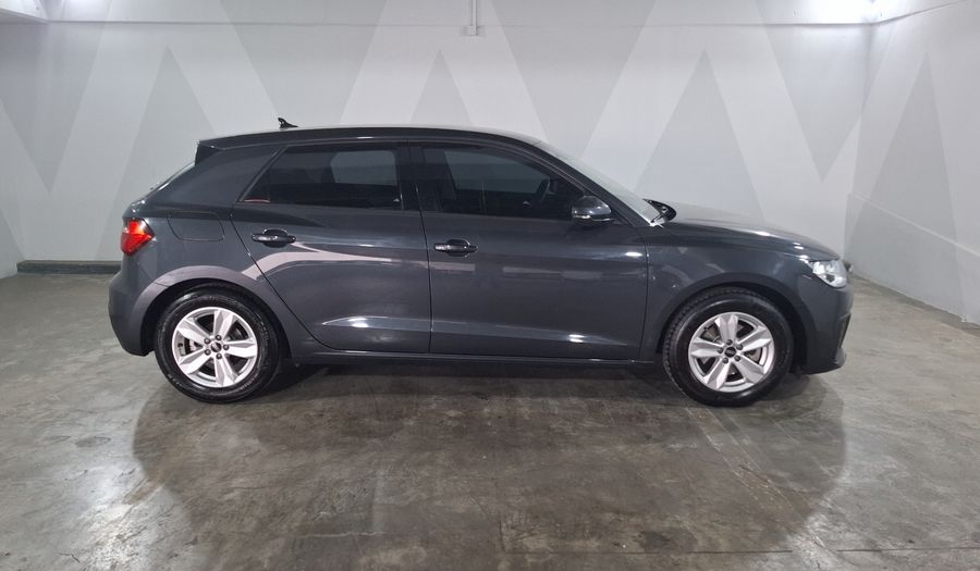 Audi A1 1.0 SB 30 TFSI URBAN DCT Hatchback 2022