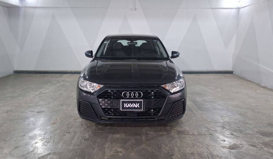 Audi A1 1.0 SB 30 TFSI URBAN DCT Hatchback 2022