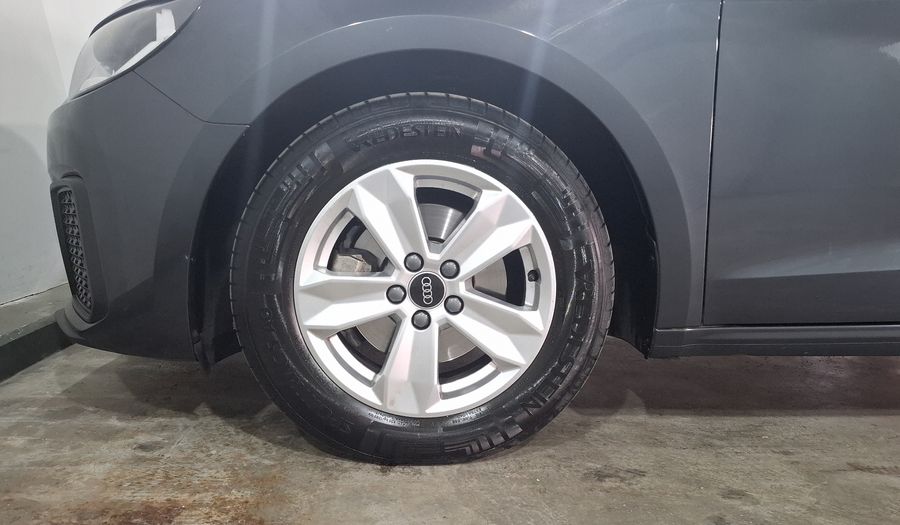 Audi A1 1.0 SB 30 TFSI URBAN DCT Hatchback 2022