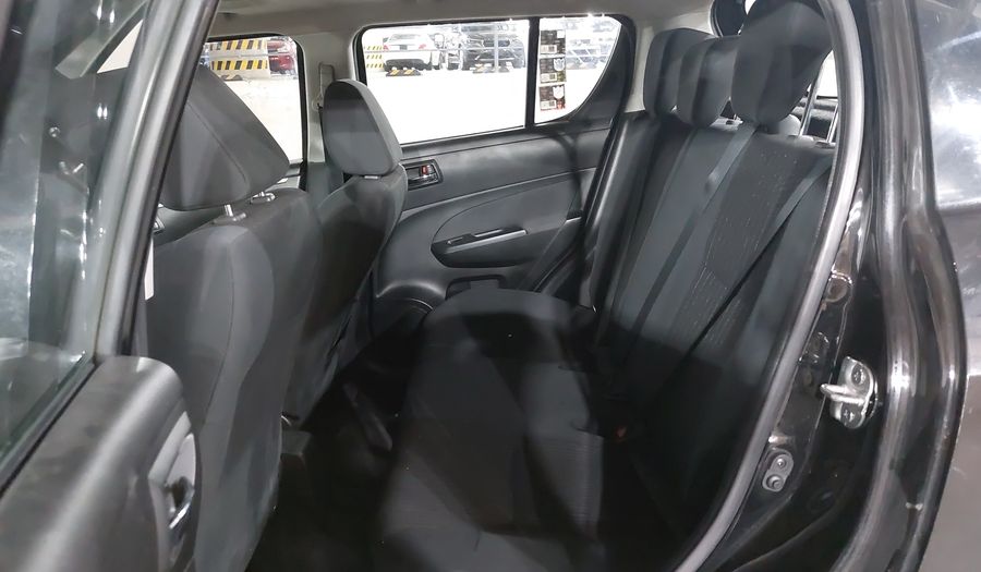 Suzuki Swift 1.4 GLX AT Hatchback 2015