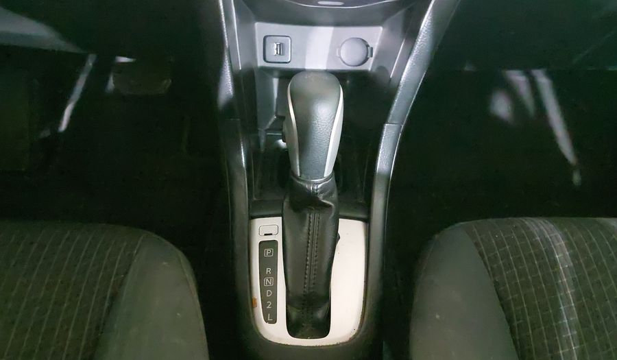Suzuki Swift 1.4 GLX AT Hatchback 2015