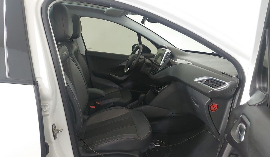 Peugeot 208 URBANTECH Hatchback 2018